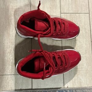 Air Jordan 11 Retro Gym Red
